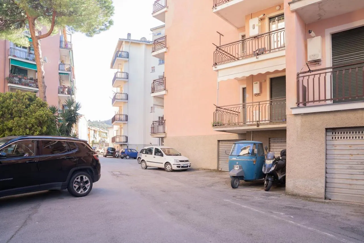 020 - Casa Levante - CENTRO città, Carruggio e Mare BAIA DEL SILENZIO a 500 m 세스트리레반떼 아파트